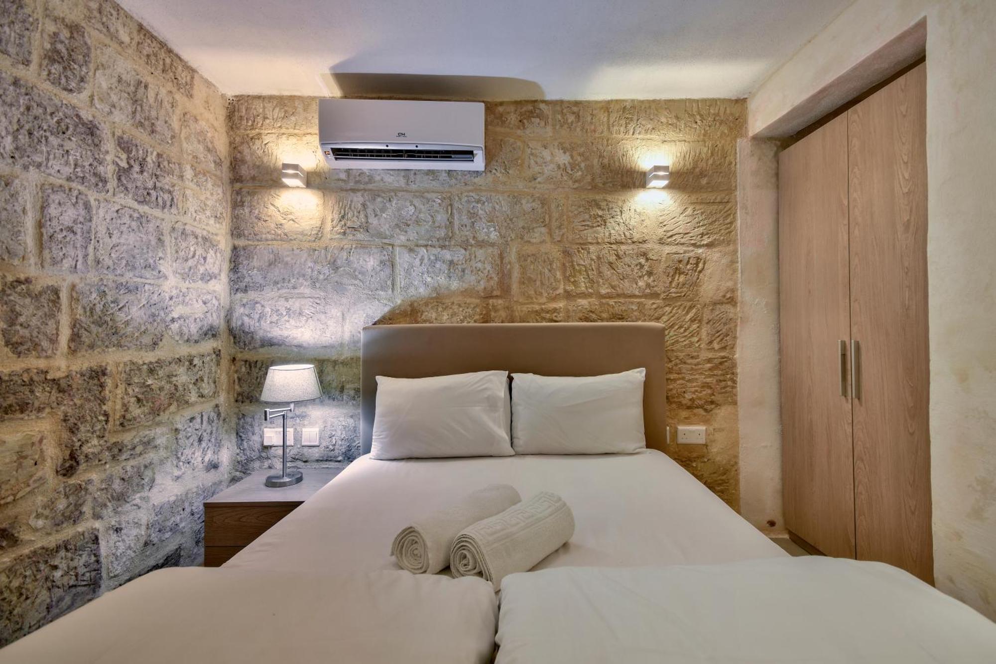 Vallettastay Standard Apartments In La Valette Chambre photo