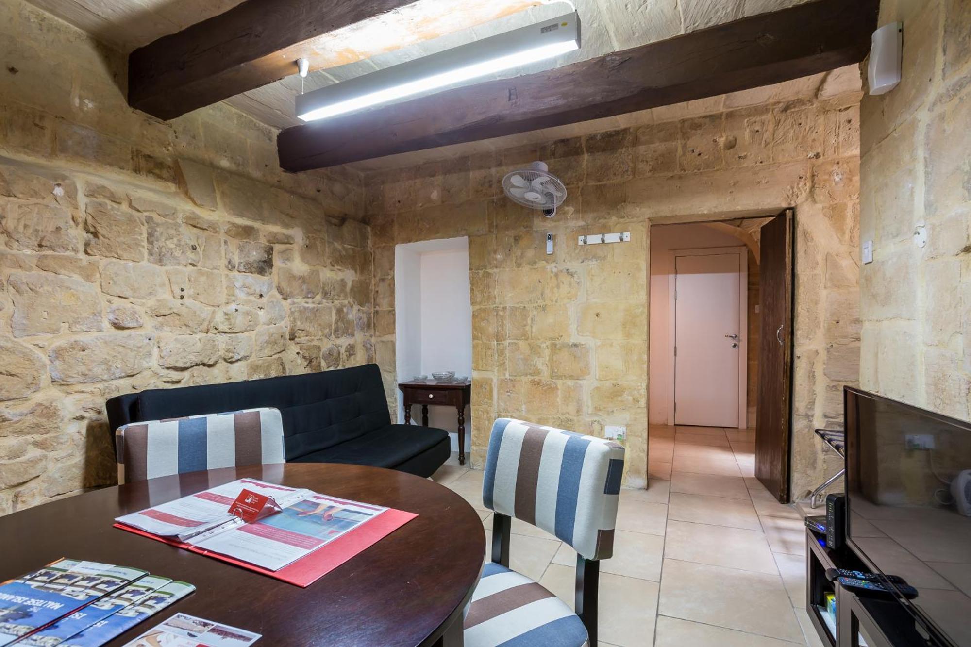 Vallettastay Standard Apartments In La Valette Chambre photo